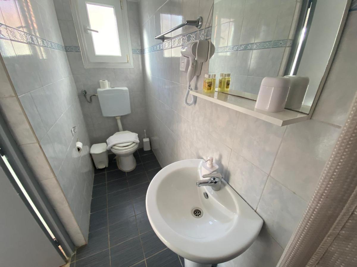 Sunset View Rooms Agia Triada  Bagian luar foto